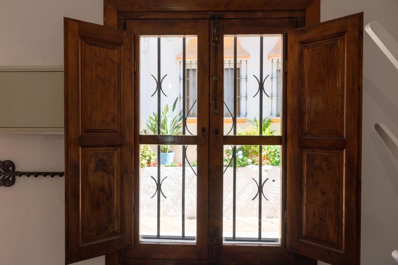 Lovely Cozy 2-Bedroom Residential Home With Patio Benalmádena Eksteriør bilde