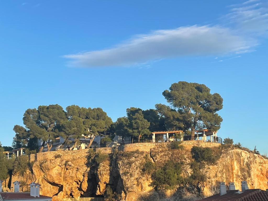Lovely Cozy 2-Bedroom Residential Home With Patio Benalmádena Eksteriør bilde